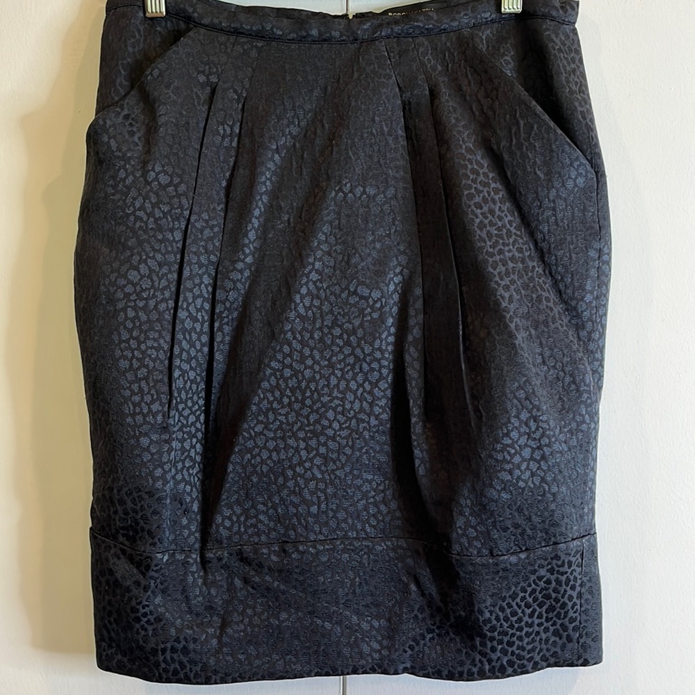 NEW BCBGMaxAzria Silk Wool Subtle Print Black Skirt Size 6 Career Wear